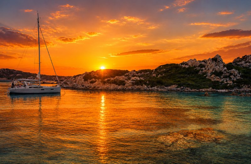 La soirée#Signature#coucher de soleil aux Îles Lavezzi